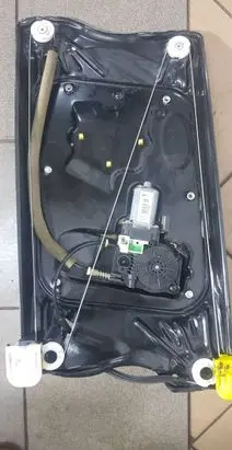 Land Rover Freelander 2 - LR2 Front window lifting mechanism without motor