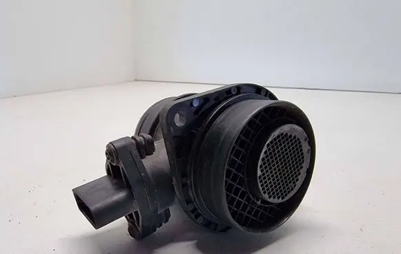 Skoda Octavia Mk2 (1Z) Mass air flow meter 038906461B