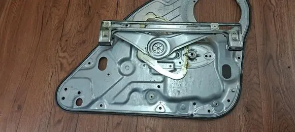 Ford Focus C-MAX Rear window lifting mechanism without motor A11892794