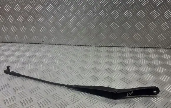 Opel Astra H Front wiper blade arm 13111220