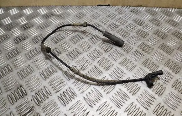 BMW 3 E90 E91 ABS brake wheel speed sensor 6760424