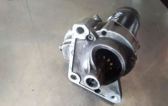 Peugeot 307 Starter motor 8640825280 17J50506SC D6RA110