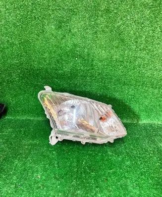 Isuzu D-Max Headlight/headlamp