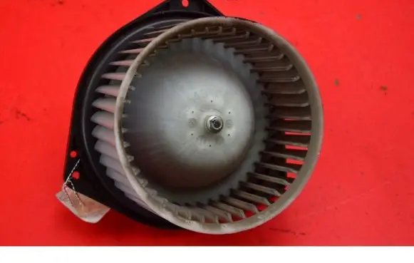 Mitsubishi Lancer VIII Heater fan/blower