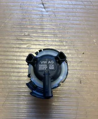 Seat Leon (5F) Airbag deployment crash/impact sensor 3010142703