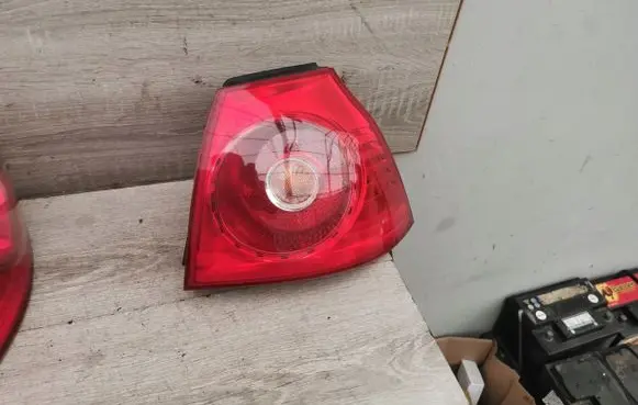 Volkswagen Golf V Rear/tail lights