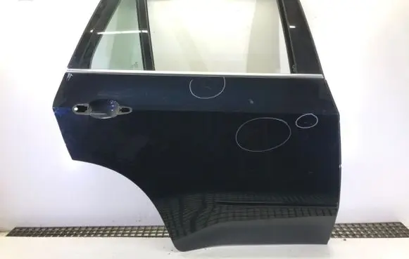 Rear door