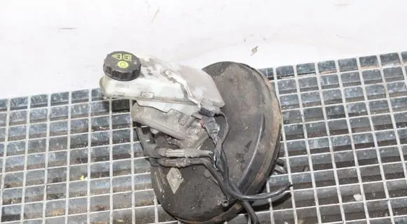 Ford Kuga I Brake booster 6M512B195BF