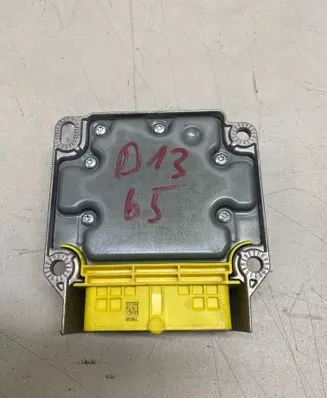 Audi A3 S3 8P Airbag control unit/module 8P0959655P 0285010680