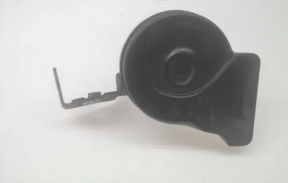 Volkswagen Tiguan Horn signal A046522 0055307