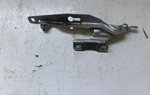 Volvo XC60 Engine bonnet/hood hinges 31385815
