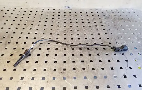 Volvo XC90 Exhaust gas temperature sensor 30729648A