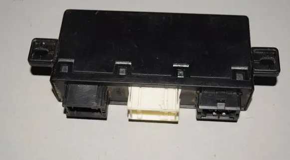BMW 5 E39 Door control unit/module 6904254