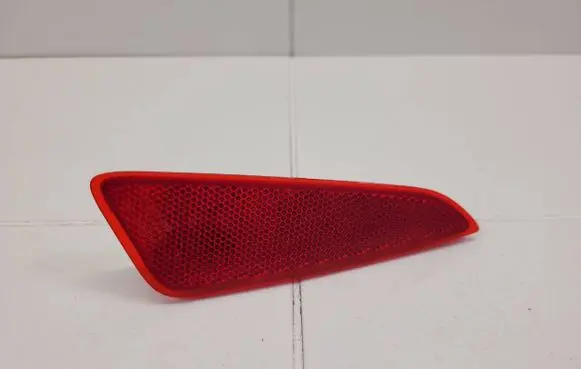 Rear tail light reflector