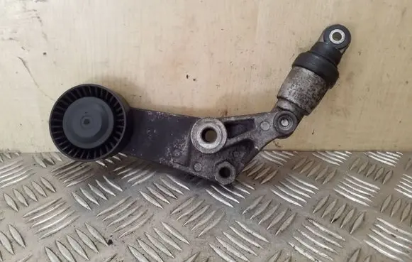 Toyota Corolla E120 E130 Timing belt tensioner F2262395