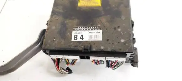 Toyota Previa (XR30, XR40) II ABS control unit/module 8954028490 89540-28490