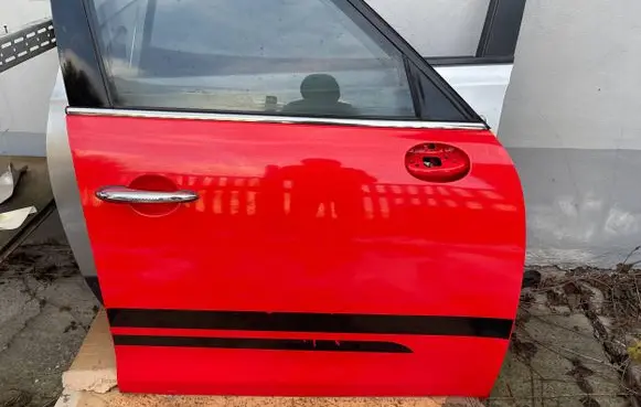 Mini Cooper Countryman R60 Front door 9805928