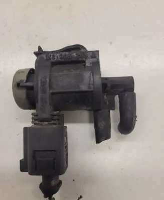 Volkswagen Golf V Turbo solenoid valve 1K0906283A