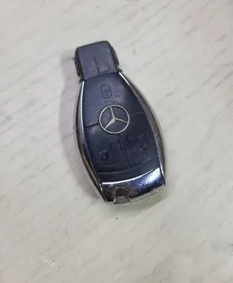 Mercedes-Benz C W204 Ignition key/card 