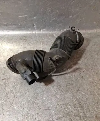 Volkswagen Jetta VI Air intake hose/pipe 3C0129654