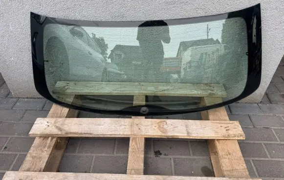 Skoda Fabia Mk3 (NJ) Rear windscreen/windshield window 6V6845049A