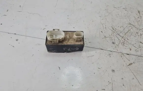 Coolant fan relay