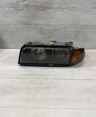 BMW 7 E38 Headlight/headlamp 8352753 0281012601 0301043601
