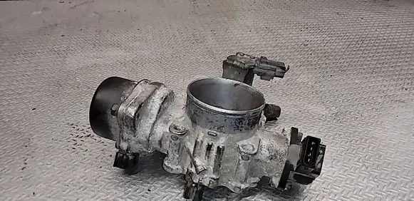 KIA Opirus Throttle valve