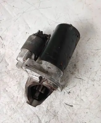 BMW X6 E71 Starter motor 7638194