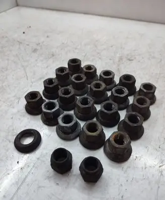 Opel Movano B Nuts/bolts 