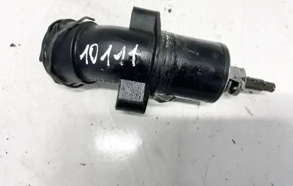 Mercedes-Benz C W203 Engine coolant pipe/hose a2712001256