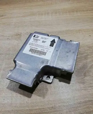 Opel Signum Airbag control unit/module 13102021