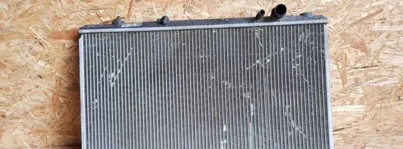 Citroen C5 Coolant radiator 0004677 61297 9884