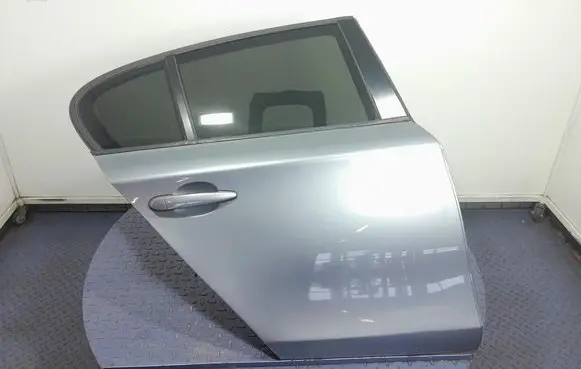 Rear door