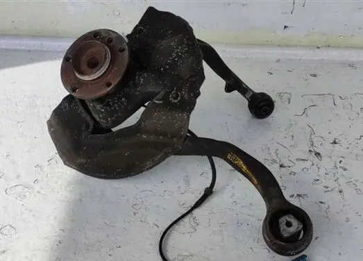 BMW 7 E65 E66 Front wheel hub spindle knuckle 6773173 6770451