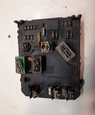 Peugeot Partner Fuse module 9650584780 118089120