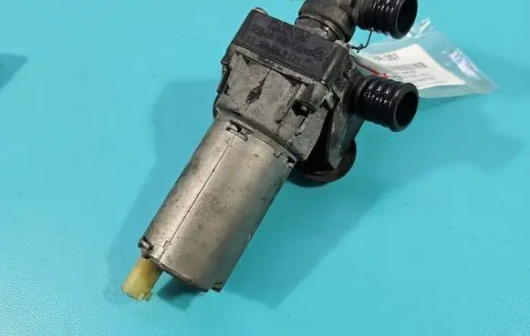 BMW 3 E90 E91 Coolant heater control valve 8369806 IMPRK1586357