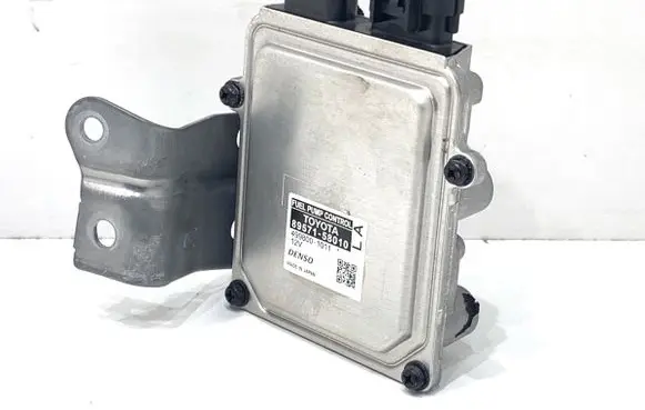 Lexus IS III XE30 Other control units/modules 8957158010