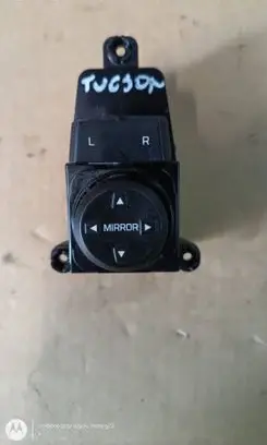 Hyundai i30 Mirror switch trim 20171108191 93573D3020
