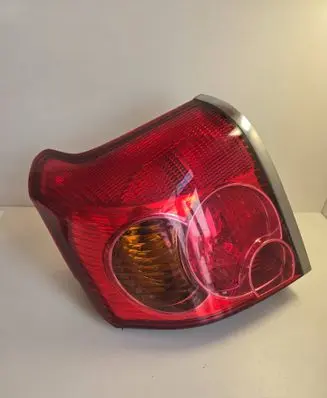 Toyota Avensis T250 Tail light bulb cover holder 89028783