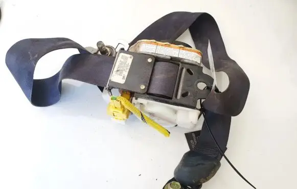 Honda Civic Front seatbelt 576r05002 8145080dg00m4