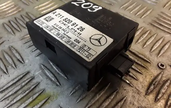 Mercedes-Benz E W211 Alarm control unit/module A2118209126 2118209126