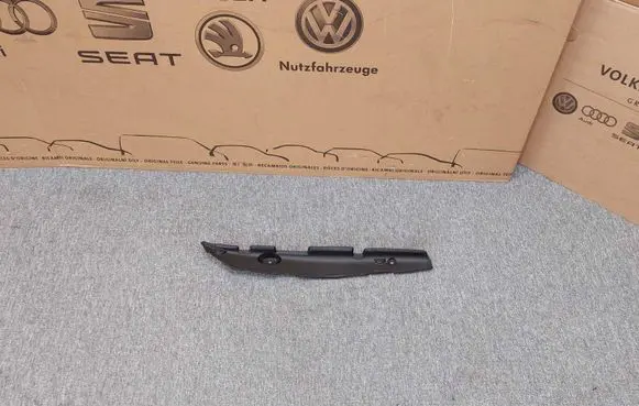 Audi A3 S3 8V Fender foam support/seal 8V0821111C 8V0.821.111.C