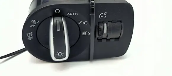 Audi Q3 F3 Light switch 8X1941531AN