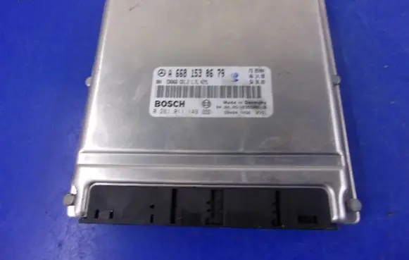 Mercedes-Benz Vaneo W414 Engine control unit/module ECU A6681530679