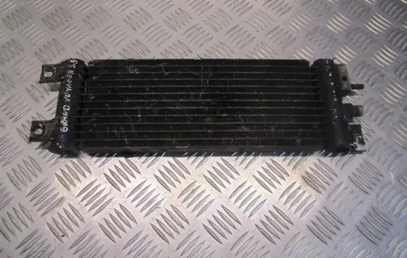 Chrysler Grand Voyager IV Engine oil radiator 