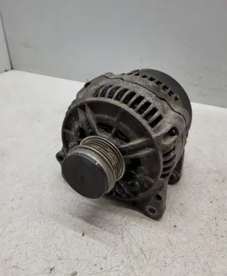 Audi A4 S4 B5 8D Generator/alternator 028903028F