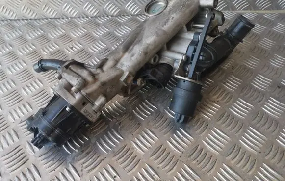 Opel Insignia A EGR valve 55566052 95522145 0428741