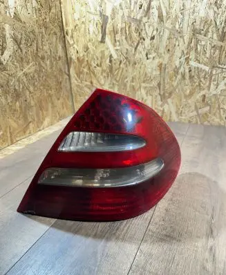 Mercedes-Benz E W211 Rear/tail lights A2118200664 334010 2343202706