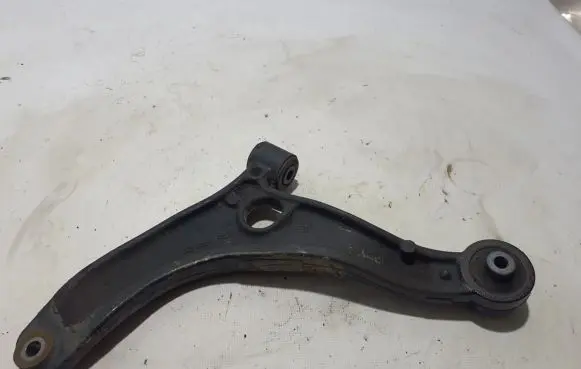 Renault Master III Front lower control arm/wishbone 8200688875